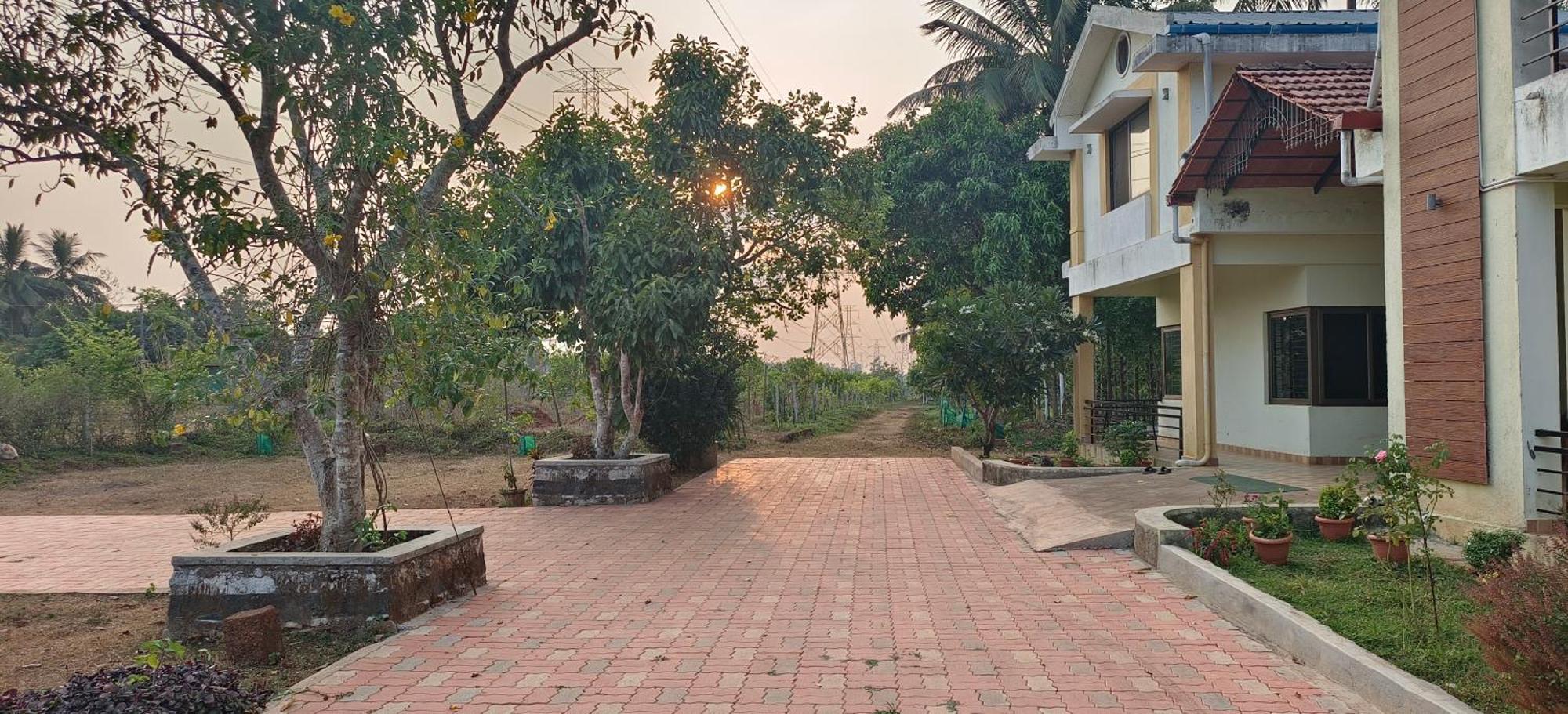 Sugamya Farm Guesthouse Sāgar Exterior photo